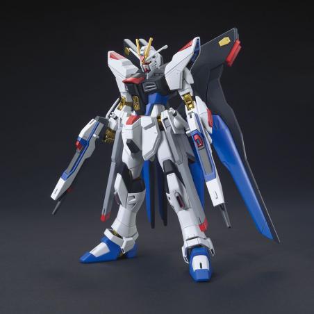 Gundam - HGCE - 201 - ZGMF-X20A Strike Freedom Gundam 1/144 Bandai - 2