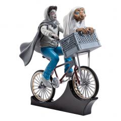 E.T. Toyllectible Treasures - Over The Moon - E.T. and Elliott The Noble Collection - 4