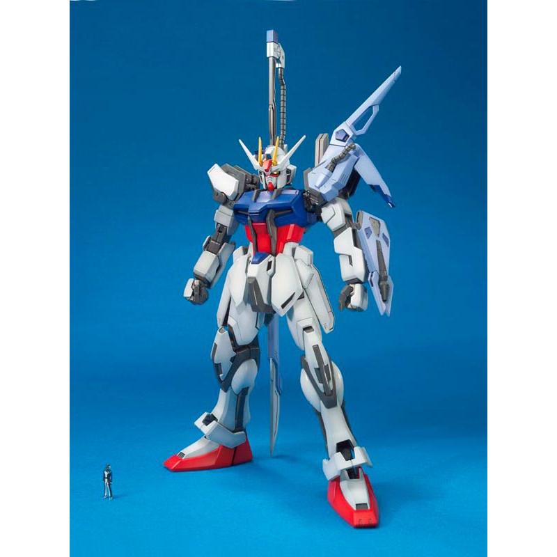 Gundam - MG - GAT-X105 Launcher/Sword Strike Gundam 1/100